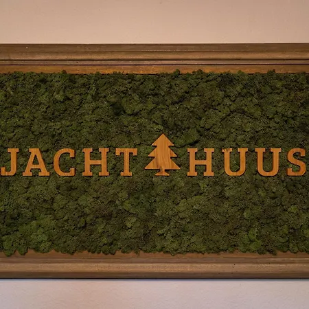 Jachthuus Mit Anbau Brilon